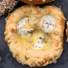 bretzel gratiné chèvre emmental Poulaillon