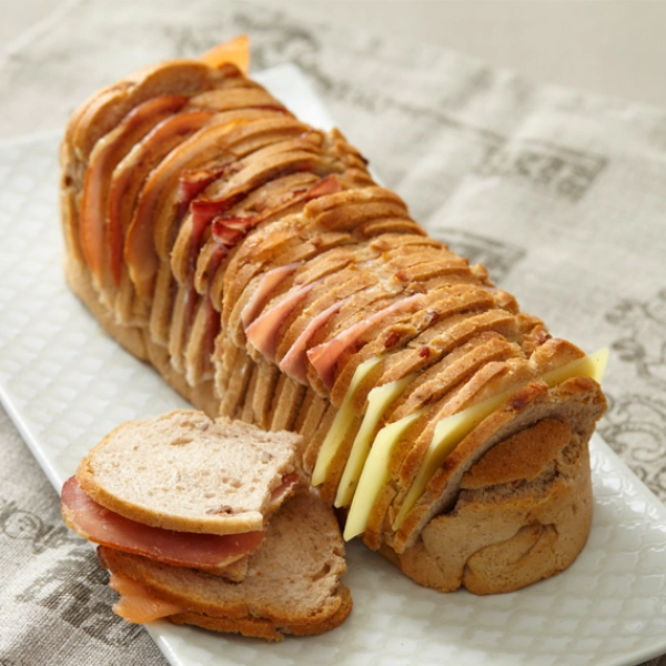 pain-campagnard-noix-garni-aperitif